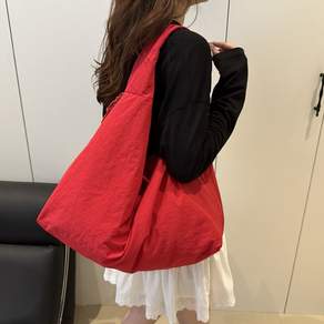 노블레스 대용량 데일리 보부상 숄더백
