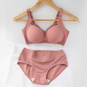더블유비비 임산부용 면 플라워 단추 볼륨 브라 + 팬티 세트 WBI974