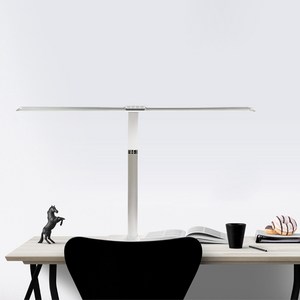 갤럭시아 윈비젼 스탠드 LED Desk Light BI-COLOR 30W 항균 99%살균 백색가시광선 색변환 밝기조절, 화이트