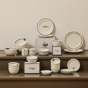 메종오브제 로렌스 런던 4인 홈 식기 30p, 그린 + 레드 + 블루, 공기 4p + 대접 4p + 구프 찬기 S 4p + 구프 찬기 M 2p + 소스볼 4p + 원형접시S 4p + 원형접시M 2p + 원형접시L 2p + 면기 4p, 1세트
