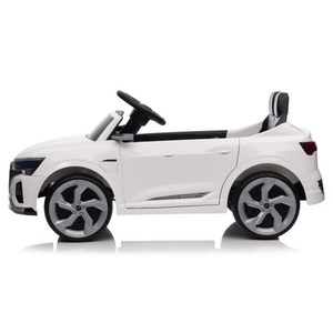 대호토이즈 유아용 아우디 SQ8 e-tron 전동차, 화이트, 1개