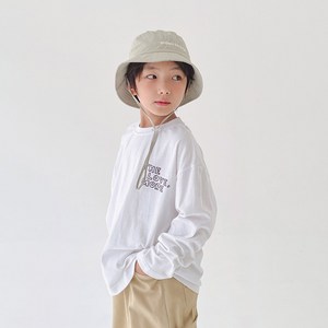 베리클로젯 러브 모어 긴팔 티셔츠