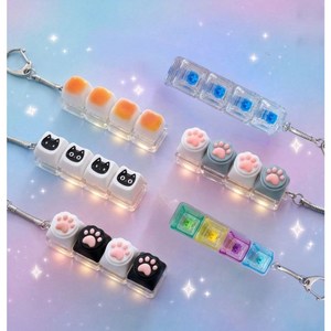 보니타운 불빛 키링 딸깍이 LED 커스텀 열쇠고리 가방고리, 냥이발 불빛 4구 블랙+화이트, 1개