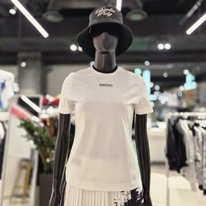 파사디골프 (NC 유성점) 여성 여름 등판 해골프린트 반팔 라운드 티셔츠 P25MTP161X WH