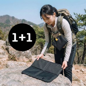 사봄 야외필수 비너포함 휴대 접이식방석, 블랙, 방수가능