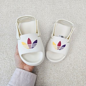 아디다스 키즈 어린이 주니어 아딜렛 신기편한 슬리퍼 샌들