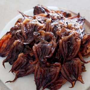 딱딱하지않은 말랑촉촉 까망 쏙다리 오징어다리 납작다리술안주, 300g, 1개