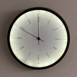 벨레스 무소음 LED 벽시계 소리인식 조명, 블랙