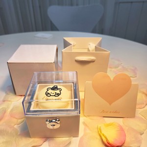 촛불을 부는 순간 순식간에 반지로 변하는 서프라이즈 반지 케이스 마술 Happy Birthday(쇼핑백 + 메시지카드 + 꽃잎100장 포함), 1세트