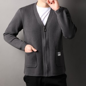 남성 니트 가디건 단색 환절기 루즈핏 캐주얼 스타일 일상 착용에 적합