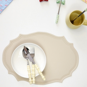 키꾸(KIKKU) 유럽풍 앤티크 가죽 식탁매트, 1개, 43 x 30cm, 아이보리