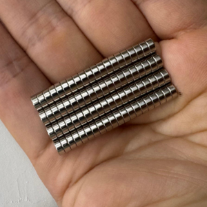 D5*2T 네오디움 원형자석 ND 지름 5mm x 두께 2mm [니즈], 80개