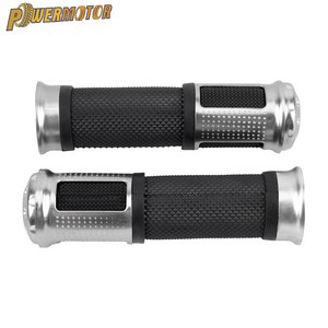 오토바이 22 24mm 스로틀 그립 핸들 핸들 바 수정 된 핸들 바 스로틀 턴 그립 스쿠터 먼지 자전거 범용 액세서리 은, 1세트