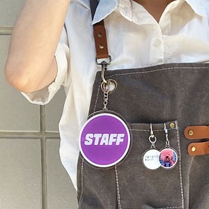 1+1 스탭 행사 대형 앞치마 스태프 키링 카페 아크릴 목걸이 디자인 명찰, 퍼플X2