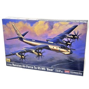 아카데미과학 1:144 러시아 공군 Tu-95MS 베어 전투기 12643, 1개