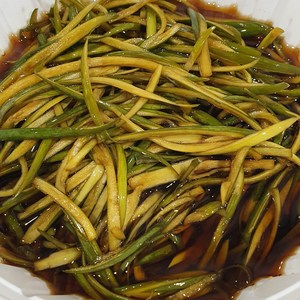 마늘종장아찌 아삭아삭 새콤 매콤 짜지 않은 마늘쫑채 장아찌, 1개, 1kg