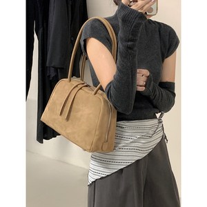 D.I.O 명품 소가죽 스웨이드 25년신상 숄더백 연예인 핸드백