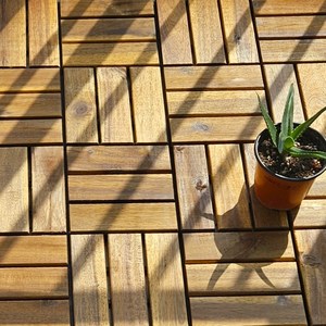 낭만가득 허니브라운 격자형 12슬롯 조립식 원목 데크 타일 베란다 마루 룬넨 이케아호환 10장, 허니브라운 격자형 10장, 1개