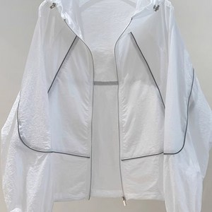타임퓨어 여성 여름 초경량 얇은 등산 런닝용 바람막이 자켓 루즈핏 여름 자외선차단 아웃도어 집업점퍼 트렌치코트 빅사이즈 바람막이