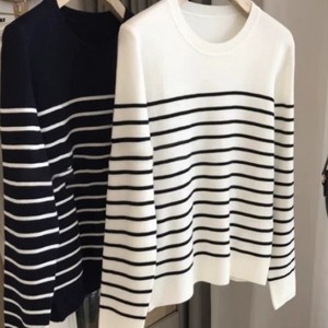 엔보 여성 가을 긴팔 티셔츠 얇은 니트 스트라이프 라운드 티 2종 세트