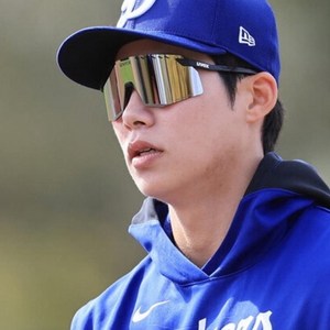 우벡스 페이스 스테이지 CV 컬러비젼렌즈 스포츠 고글 선글라스, 01.블랙바디/실버밀러렌즈, 1개