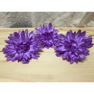 原住民材料 / 菊花 / 人造花 / 花環材料 / 頭飾材料 / 塑膠菊花 / 卑南族 / 排灣族 / 魯凱族, 紫色