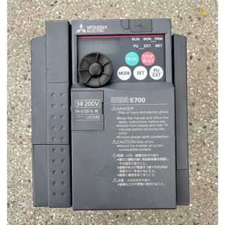 三菱變頻器E700 FR-E720-2.2K，3HP工業用調速器，日本外匯原裝進口