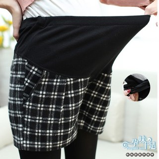 孕味十足 必備款毛呢時尚格紋孕婦托腹短褲【腰圍可調】黑 CNH6133