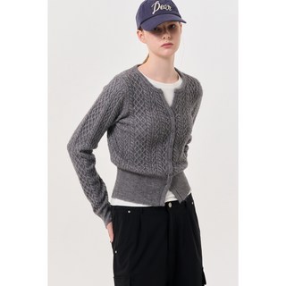 韓國 GENERAL IDEA 女款麻花紋針織開衩套頭衫上衣，舒適百搭，展現女性優雅氣質