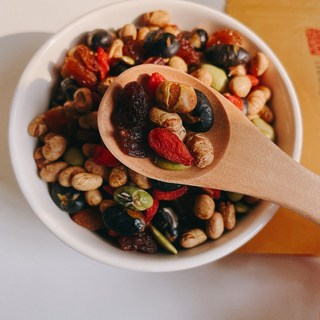 綜合堅果果仁 (含炒黑豆)