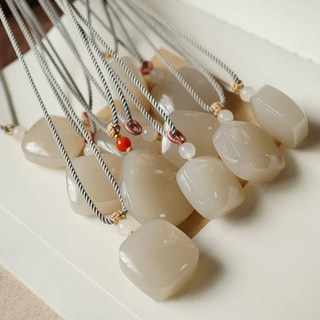 和田玉項鍊 女生項鍊 玉墜 白玉吊墜 玉石項鍊 招財項鍊 生日禮物