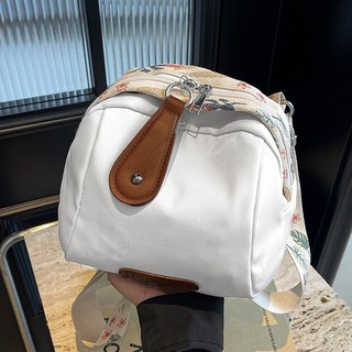 MEICHEL 圓形撞色背帶斜背包 10757, 白色