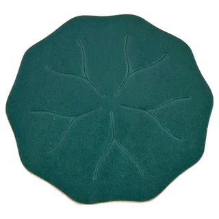 LUCKY TOAD 招財揪吉 皮革荷葉 大 規格 16g 材質 植鞣皮革, 綠色, 100x100x2mm