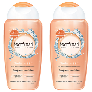 Femfresh 芳芯 私密潔膚露 每日呵護 含蘆薈和金盞花萃取, 2瓶, 250ml