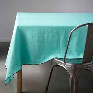 AM.PM. 滾邊亞麻 F665290 桌巾, 綠松石藍 + 黑色, 150 x 250 cm