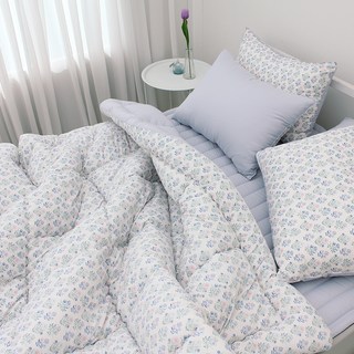CHOUETTROOM 花朵印花雙面超細纖維絎縫四季用薄被, 象牙白