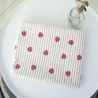 ECONY HOUSE 草莓布料, 象牙白