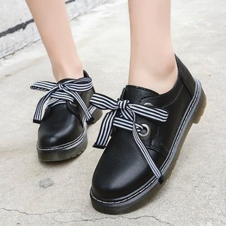 女款條紋蝴蝶結孔眼鞋