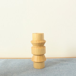 Kong K Items 木質燭台, C