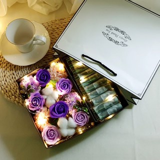 LOVELY FARM 香皂花康乃馨閃亮有錢花禮盒, 紫色, 1個
