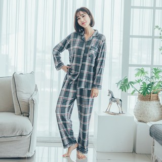 女性西灰色蜜桃絨長袖翻領睡衣上下套裝