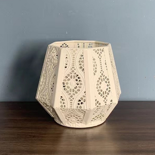 Muzen 復古花朵蠟燭臺 FGZT-02B, 單一顏色