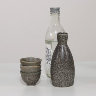 月鹽 韓國製 陶瓷 螺旋酒瓶組 深灰色, 酒瓶 + 酒杯 3入, 1套