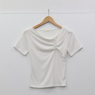 女款Lalaoen雨天皺褶亮點短袖T恤