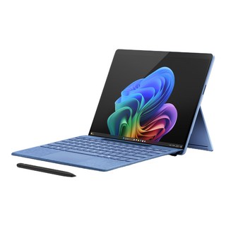 마이크로소프트 서피스 프로 11의 사파이어 색상 키보드와 펜
