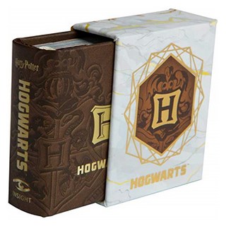 Harry Potter: Hogwarts School of Witchcraft and Wizardry (Tiny Book), Insight Editions