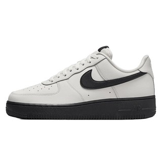 NIKE 耐吉 女款Air Force 1 '07運動鞋