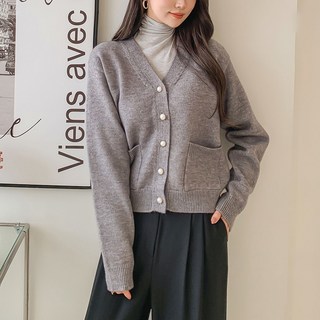 KnitNJean 女款寬鬆版型彈性珍珠鈕扣口袋針織Caliver開襟衫