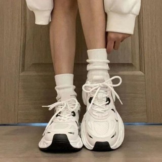 Basic Step 女款時尚輕量運動鞋 EF003