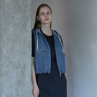 Olivia Lauren 女款丹寧連帽背心 VVBQC5M3371